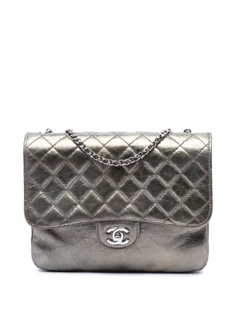 CHANEL Pre-Owned 2012 Medium Metallic Crackled Calfskin Clams Pocket Flap shoulder bag Grey ENTAH6C2XO93K7PI