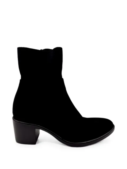 strategia shoes suede ankle boots Black E4560