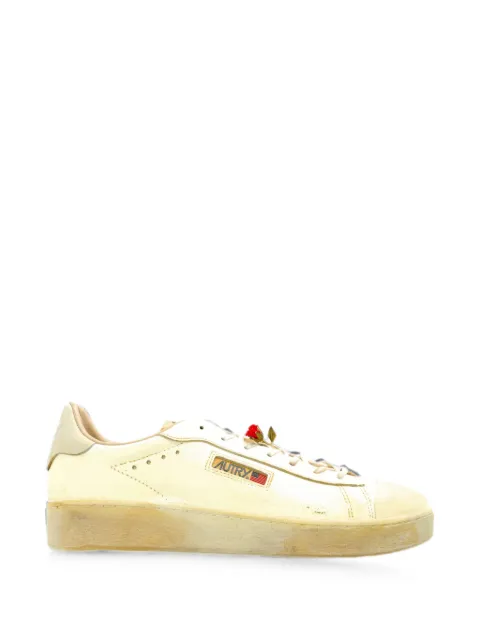 Autry Dallas low super vintage sneakers Neutrals DVLMYH01