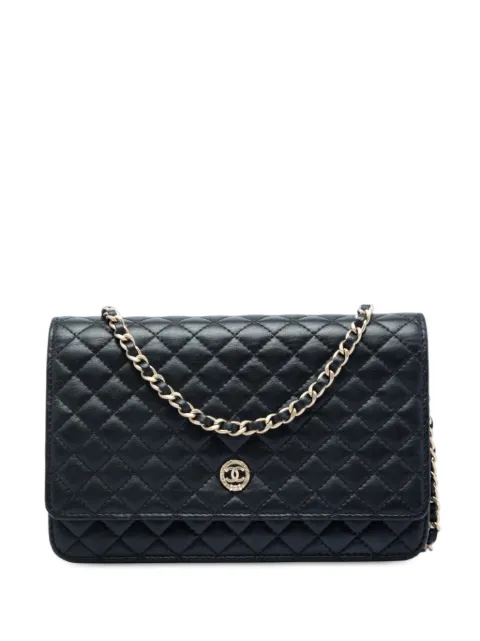 CHANEL Pre-Owned 2012 Quilted Lambskin Crest Wallet On Chain crossbody bag Black 01NEYH20X38K6FLV