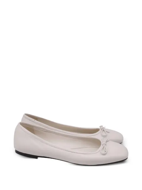 Jimmy Choo Pre-Owned 2020s Elme bow ballet flats White RFCPUUSSH766693W