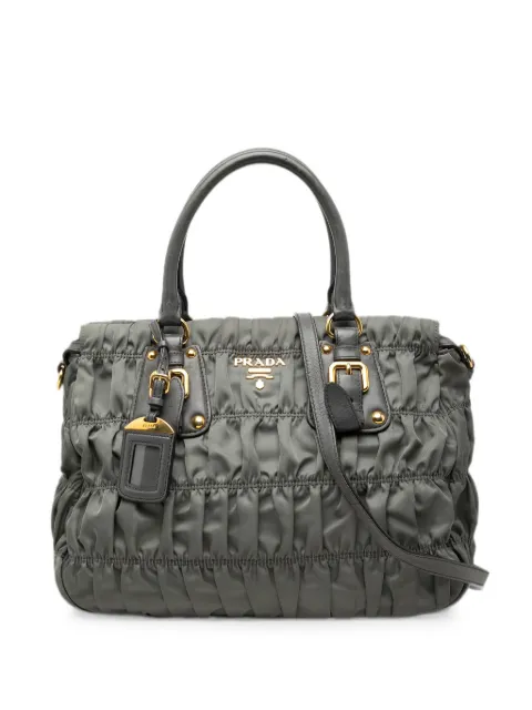 Prada Pre-Owned 2010-2026 Tessuto Gaufre satchel Grey KXOX7OZ62DGUO0ME