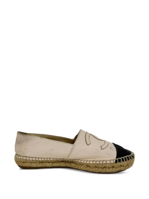 CHANEL Pre-Owned CC cap-toe espadrilles Neutrals RFCPUGBSH765952W