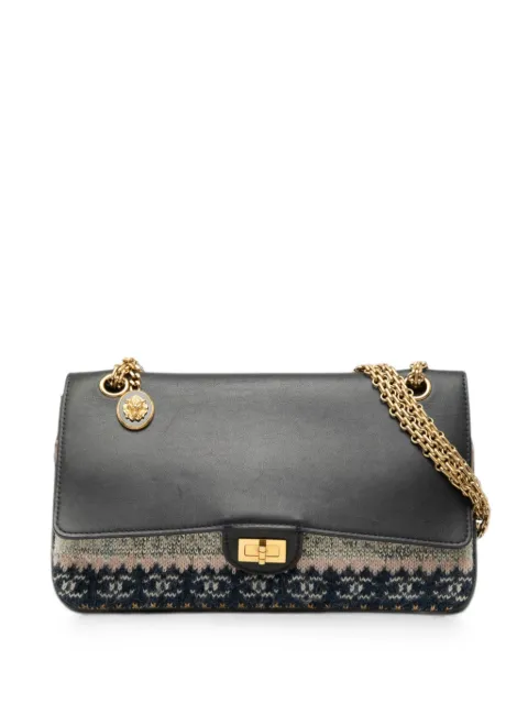 CHANEL Pre-Owned 2016-2017 Smooth Calfskin and Knit Reissue 2.55 Medallion Nude Double Flap 226 shoulder bag Black 3UJBVMF0AA8H3N1H