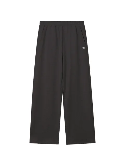 izzue logo-print track pants Black IZXPTM01087X