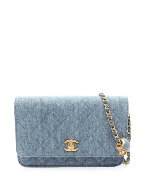 CHANEL Pre-Owned 2021 Matelassé chain wallet Blue 1097219KT030HA3