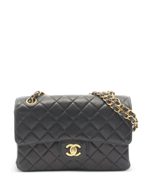 CHANEL Pre-Owned 1996-1997 Matelassé leather shoulder bag Black 10946404081518
