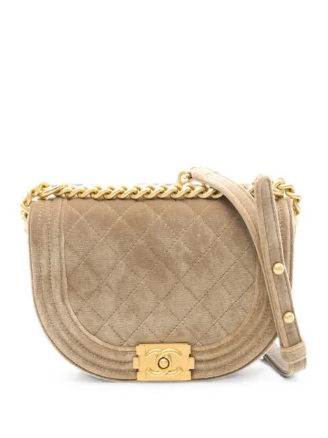 CHANEL Pre-Owned small Boy diamond-quilted crossbody bag Neutrals 1095498KLTXTT53