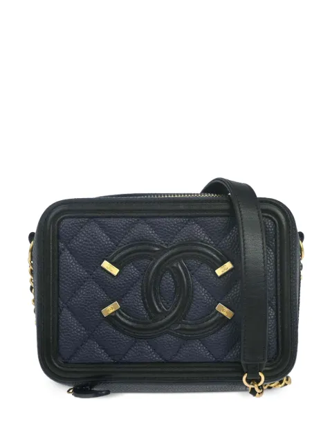 CHANEL Pre-Owned 2018 Filigree quilted make-up bag Blue 168259
