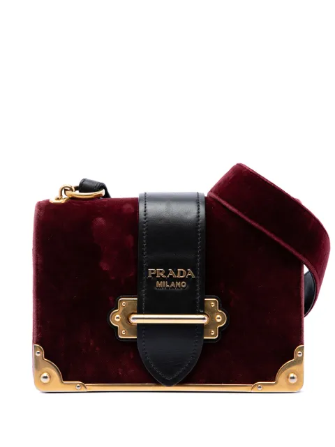 Prada Pre-Owned 2010-2026 Velvet Cahier crossbody bag Red OEK6R4BAM7V4VM3E