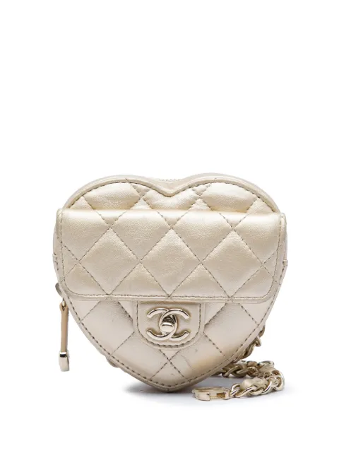 CHANEL Pre-Owned 2021 Mini Metallic Lambskin CC in Love Heart belt bag Gold T01RNUIMBGHBCBG6