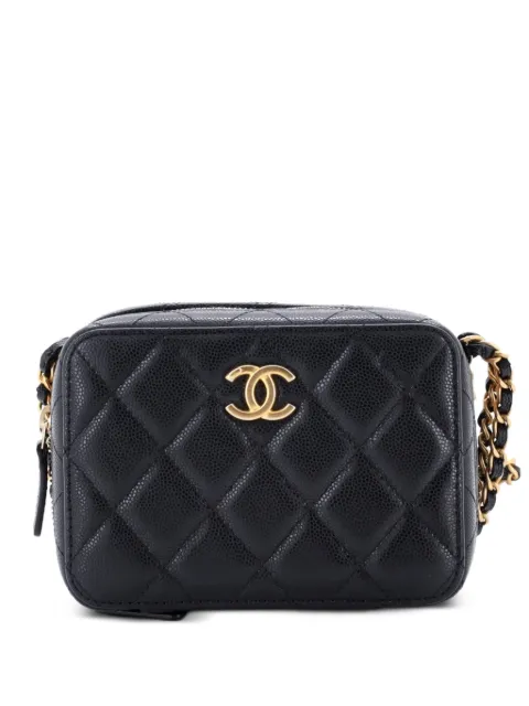 CHANEL Pre-Owned Twist Your Buttons Zip Around Vanity Case with Chain Quilted Caviar clutch bag Black 3WJRGHKUX8LOS1YA