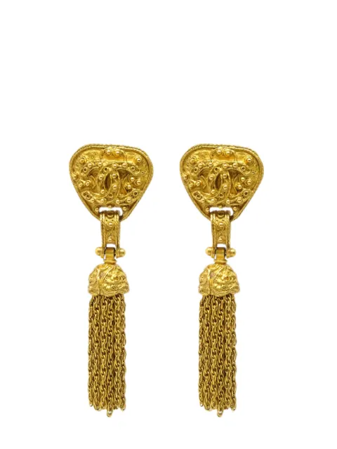 CHANEL Pre-Owned 1994 CC logo-detail fringe earrings Gold 125351
