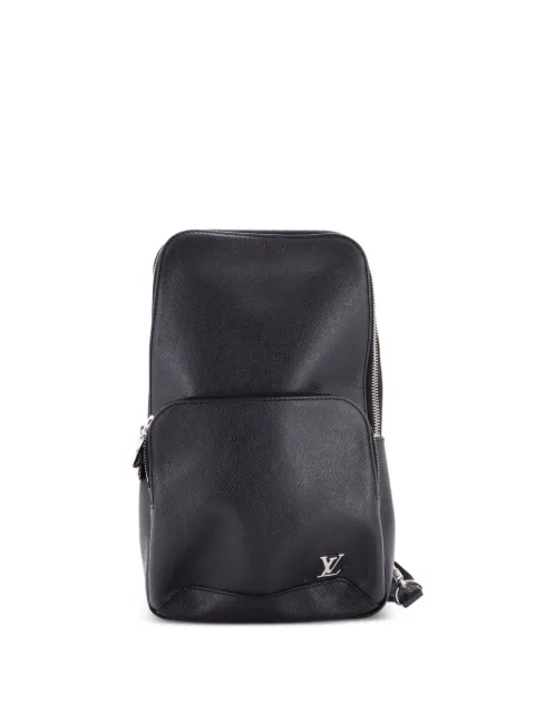 Louis Vuitton Pre-Owned Avenue Sling Bag Taiga Leather crossbody bag Black DBLDHBXXOGB3U3JM