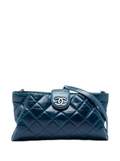 CHANEL Pre-Owned 2014 Quilted Glazed Calfskin Coco Pleats Chain Clutch crossbody bag Blue SBZTBB1YUVRH1YOX