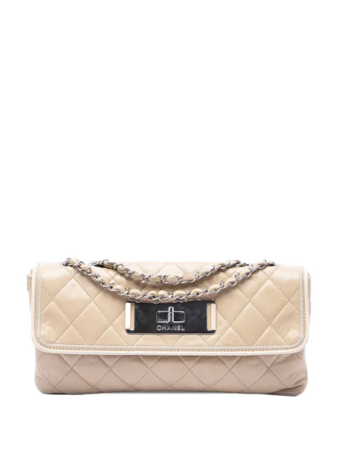 CHANEL Pre-Owned 2008-2009 Quilted Lambskin East West Mademoiselle Flap shoulder bag Neutrals BAIKGCZ6DUISLUCT