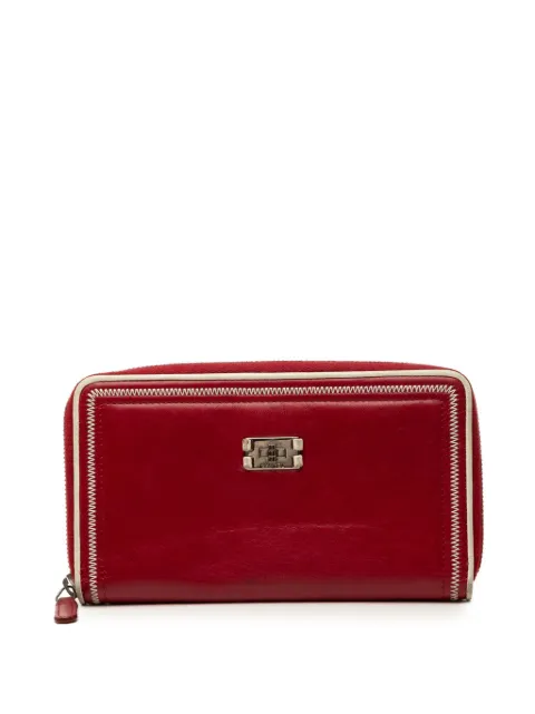 CHANEL Pre-Owned 2006-2008 Distressed Calfskin Reissue 2.55 Zip Around Wallet long wallets Red EFE9UROVMSRKJ7EP