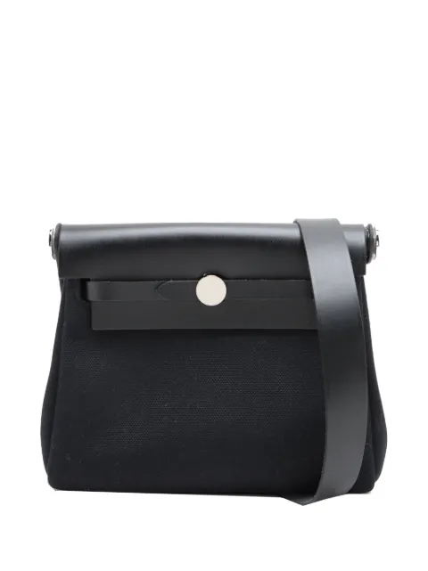 Hermès Pre-Owned 2025 Military Toile and Vache Hunter Herbag Zip 20 crossbody bag Black 4EEWH3USV8X505I5