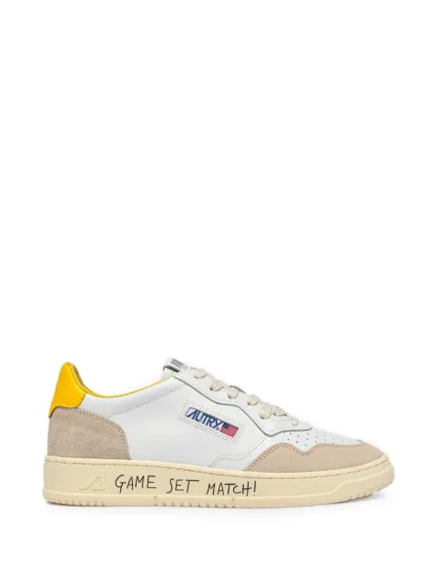Autry Medalist Low sneakers in white leather and slicker suede White AULWMA12
