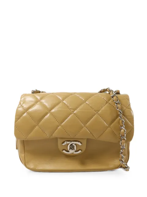 CHANEL Pre-Owned CC quilted shoulder bag Neutrals AS1315
