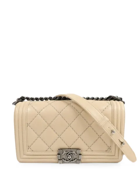 CHANEL Pre-Owned 25 Boy shoulder bag Neutrals A92105