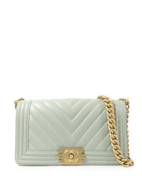 CHANEL Pre-Owned 25 Boy chevron-quilted shoulder bag Green A67086