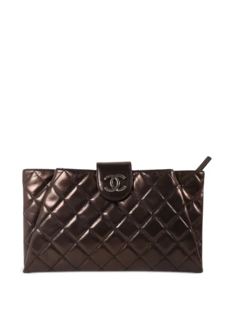 CHANEL Pre-Owned quilted CC clutch bag Brown 21912072
