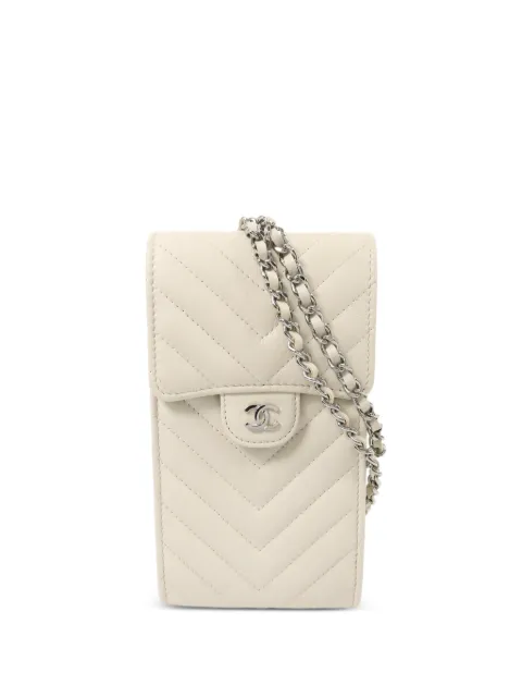 CHANEL Pre-Owned CC chevron-quilted messenger bag White AP2164