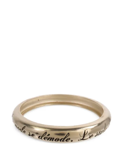 CHANEL Pre-Owned script-engraved bangle bracelet Gold 07P