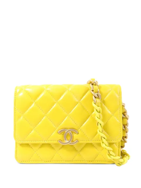 CHANEL Pre-Owned Candy quilted shoulder bag Yellow 32036278