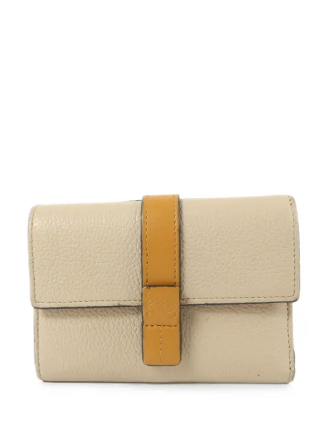 Loewe Pre-Owned small Vertical trifold wallet Neutrals 261941