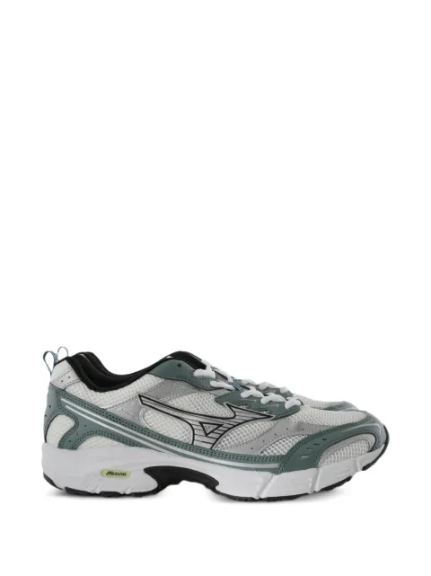 Mizuno mesh-panelled logo-patch sneakers White 590078