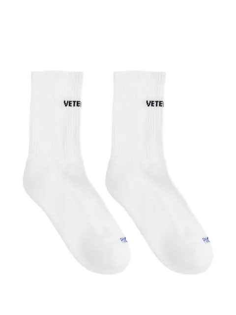 VETEMENTS logo-intarsia ribbed-knit socks White UH27S0300W0