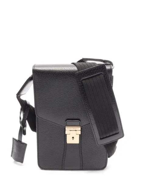 Ferragamo Pre-Owned 2010s leather shoulder bag Black 1093437