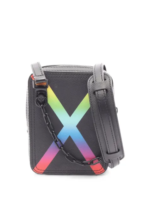 Louis Vuitton Pre-Owned 2019 Danube Taiga messenger bag Black 1094124CA1189