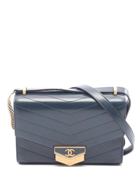 CHANEL Pre-Owned 2018-2019 Chevron V-stitch shoulder bag Blue 109347726182623