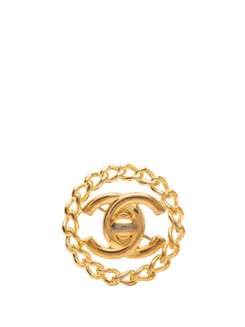 CHANEL Pre-Owned 1997 CC Gold Plated Turnlock Chain Brooch costume brooch Gold 33B89KXMACSDP60K