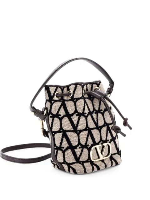 Valentino Garavani Pre-Owned VLogo Signature Toile Iconograph Fabric Mini bucket bag Brown ORQDG1PK1XPULLEE