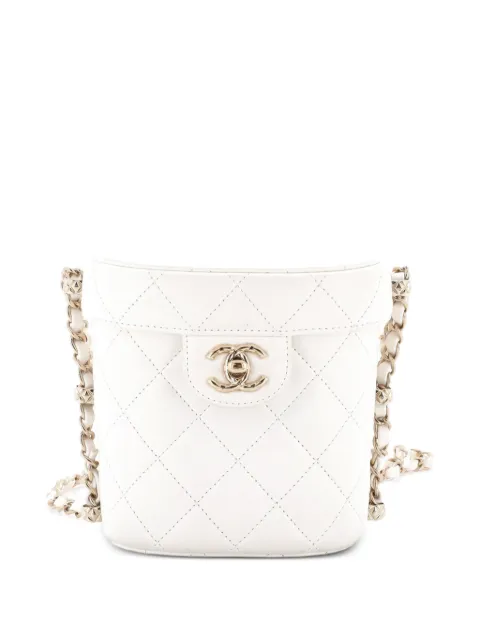 CHANEL Pre-Owned CC Box Vanity Case with Chain Quilted Lambskin Small pouch White 4JB9B8NW9KYHVTYJ