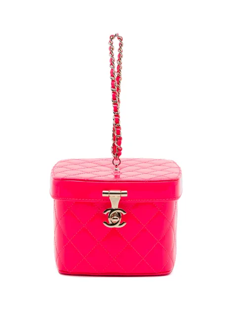 CHANEL Pre-Owned 2016-2017 Mini CC Quilted Patent vanity bag Pink JIMUBWTUZ1XGI1ZD