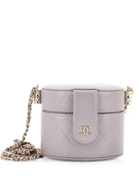 CHANEL Pre-Owned CC Allure Vanity Case with Chain Quilted Lambskin Mini crossbody bag Grey S7XYKC7UDEMCS3NA