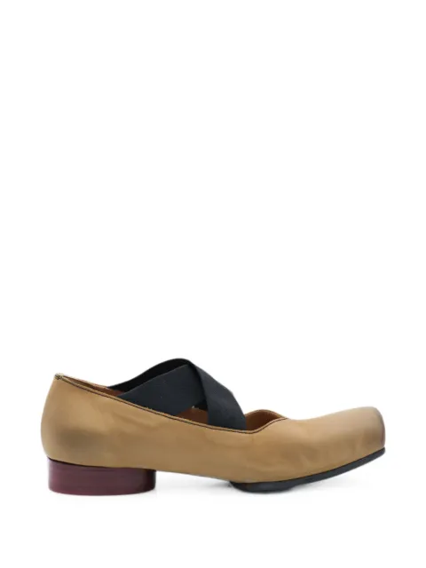 Uma Wang cross-strap leather pumps Neutrals US9006