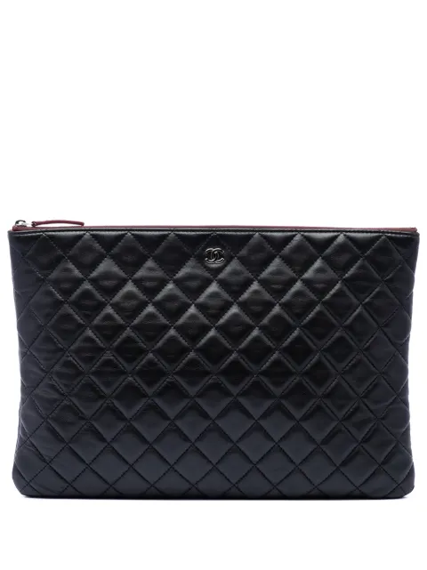 CHANEL Pre-Owned 2013-2014 Large Quilted Lambskin O Case clutch bag Black 6Z429PSY6P9PH50G
