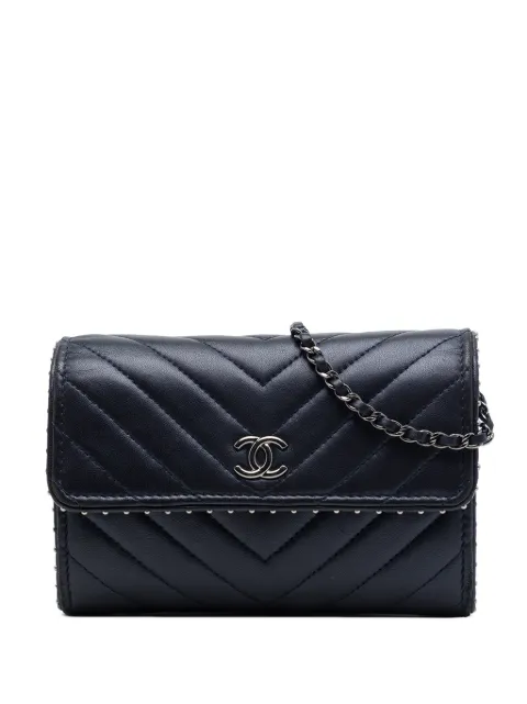 CHANEL Pre-Owned 2018-2019 CC Chevron Lambskin Studded Wallet On Chain crossbody bag Blue 1O0O7YBW1SFKK3CT