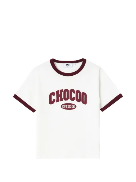 CHOCOOLATE logo-print ringer T-shirt White B1XTEW02192X