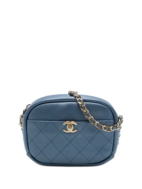 CHANEL Pre-Owned 2018-2019 Small Quilted Metallic Goatskin Casual Trip Camera Bag crossbody bag Blue 83Q1A8PB9WJZ1OH3