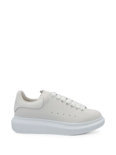 Alexander McQueen Pre-Owned Larry oversized sneakers White 621055W4NS19000