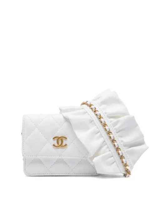 CHANEL Pre-Owned 2020 Quilted Lambskin Romance Card Holder On Chain crossbody bag White LUJ9NNU9867CHZ9W