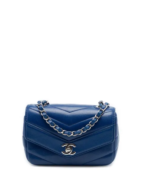 CHANEL Pre-Owned 2017-2018 Mini Caviar Chevron Data Center Envelope Flap crossbody bag Blue 1LWHNDLHCANTVFRZ