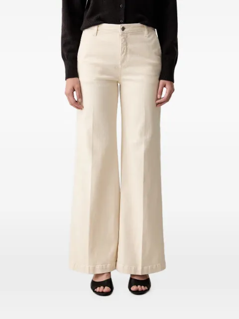 VICOLO logo-patch flared jeans Neutrals DAB5171